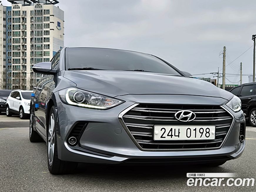 Hyundai AVANTE 2016