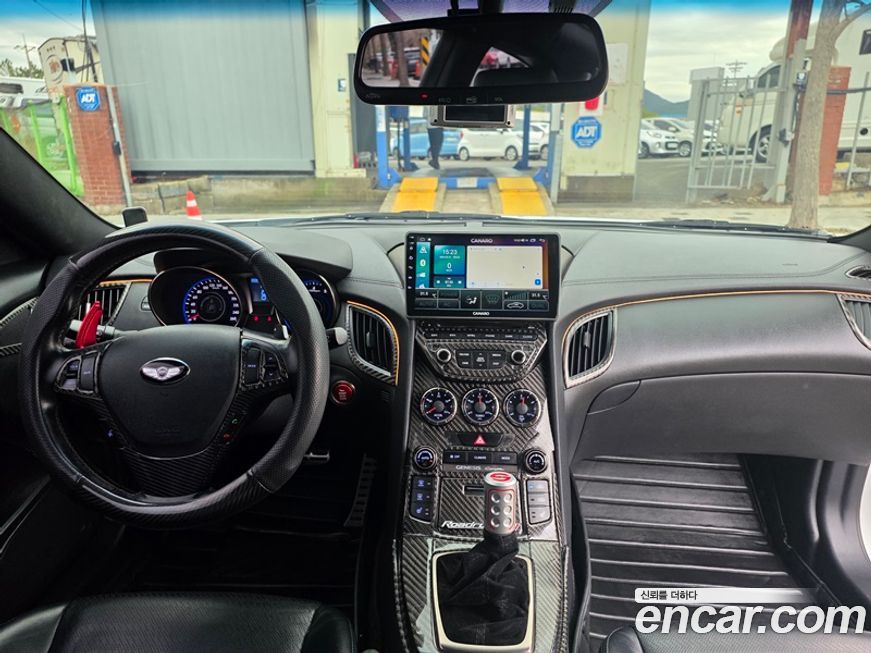 Hyundai Genesis 2014