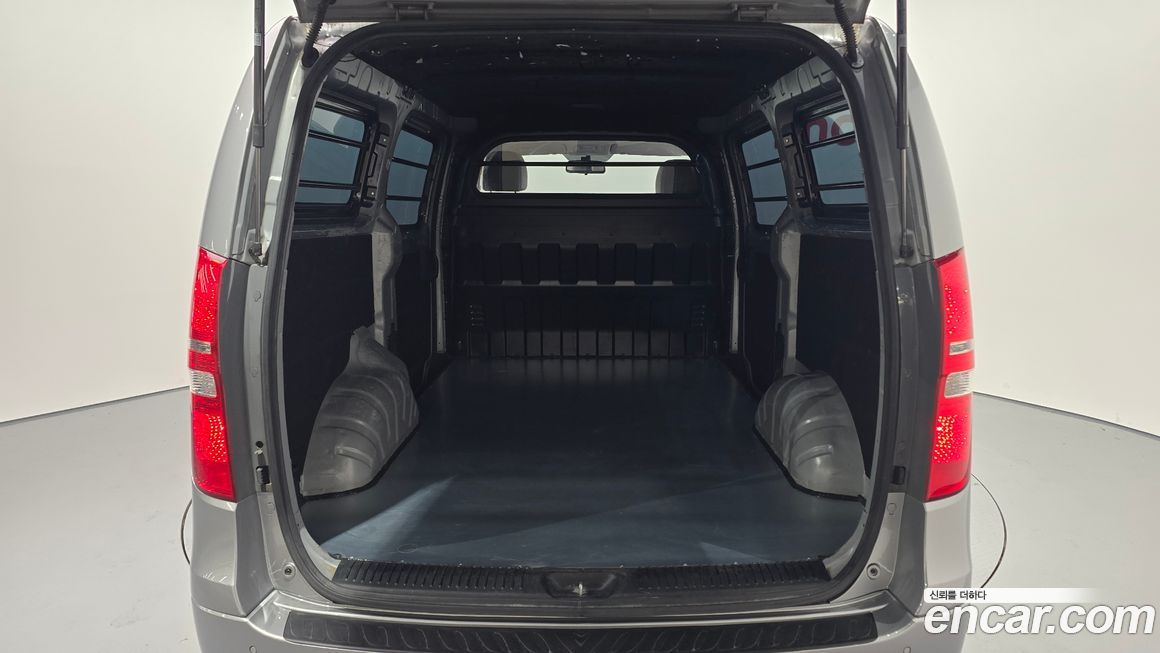 Hyundai Starex 2019