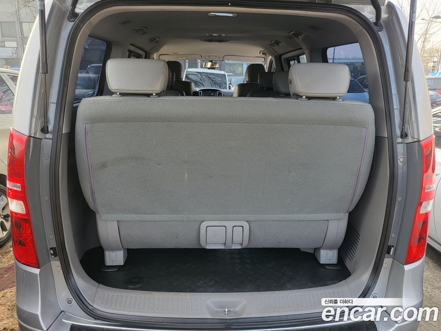 Hyundai Starex 2019