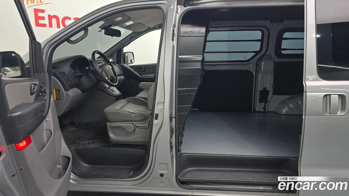 Hyundai Starex 2019