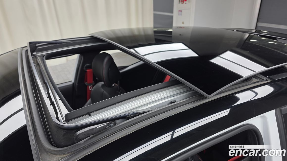 Hyundai Veloster 2019