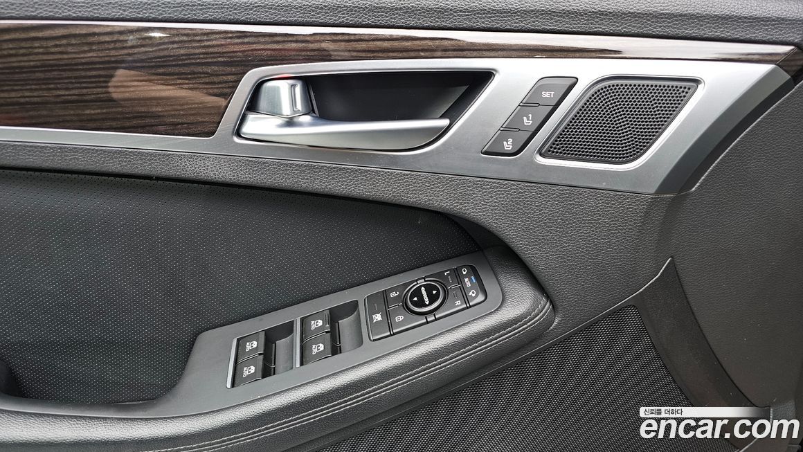 Genesis G80 2020