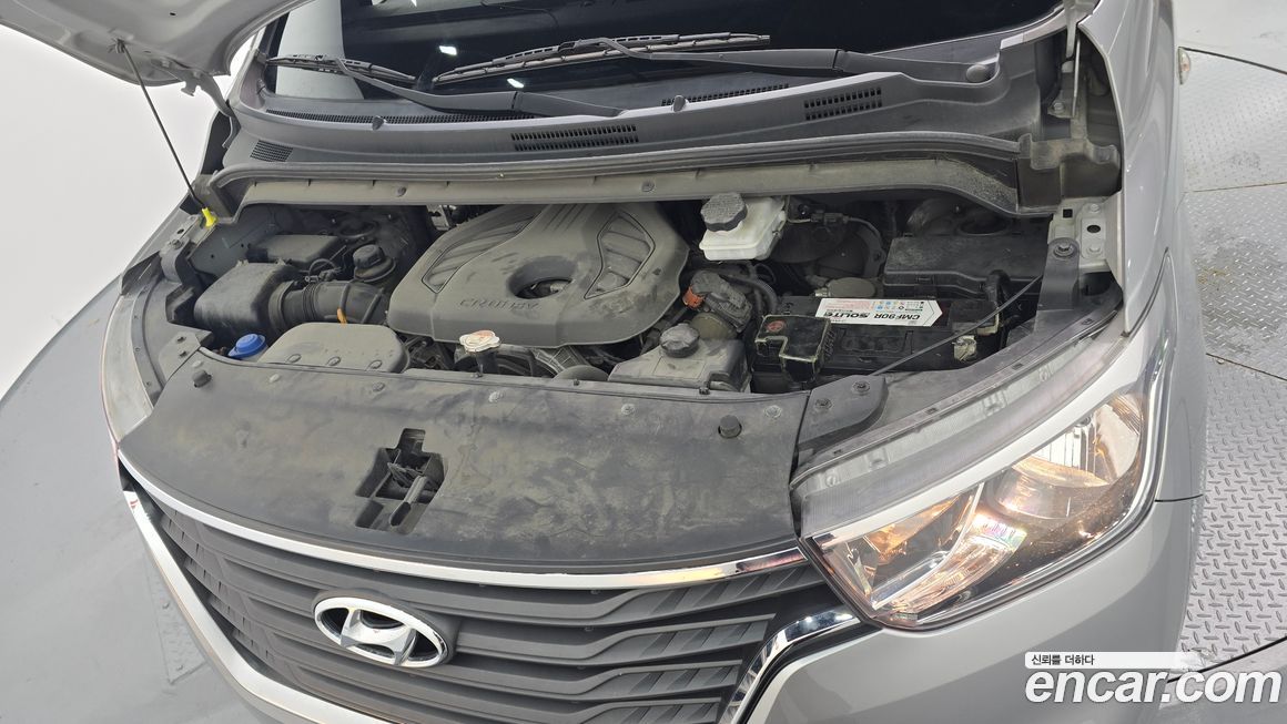 Hyundai Starex 2019