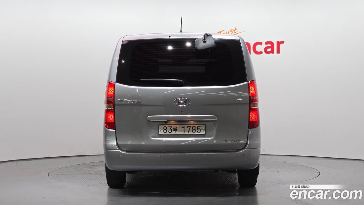 Hyundai Starex 2019