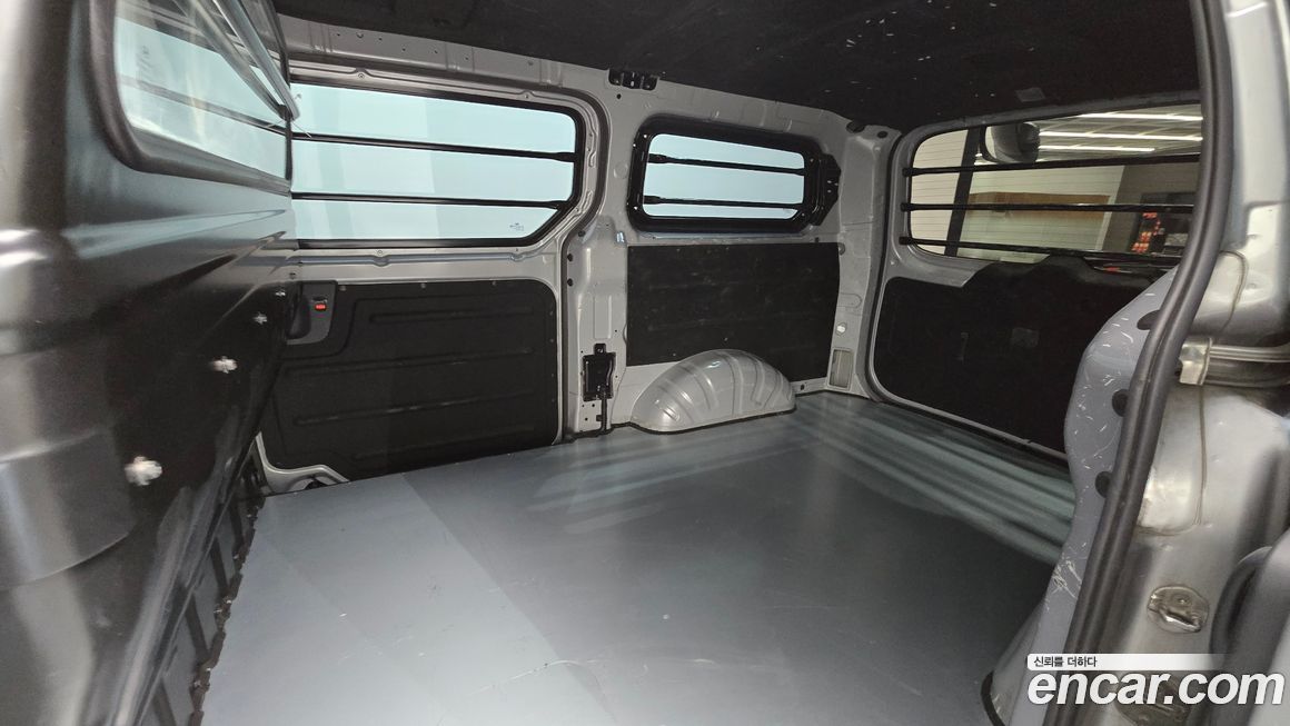 Hyundai Starex 2019