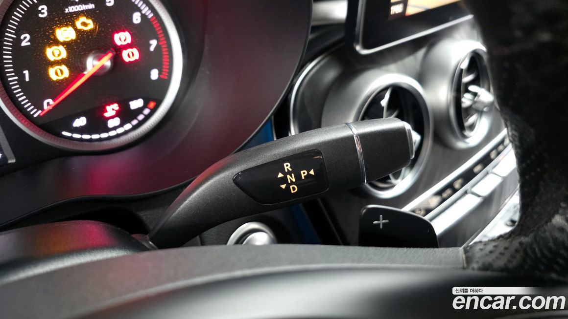 Mercedes-Benz GLC-Class 2019