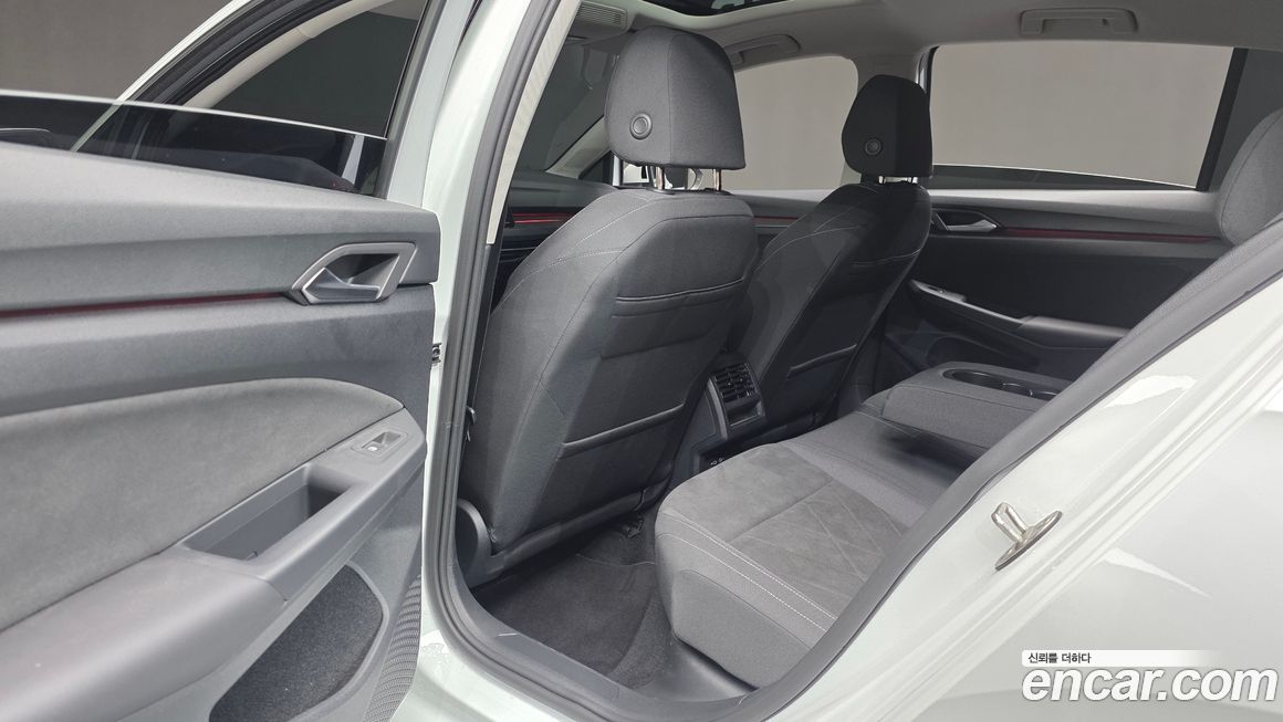 Volkswagen Golf 2023