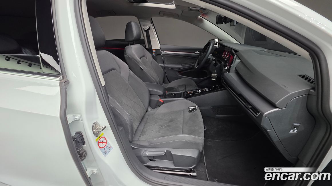 Volkswagen Golf 2023