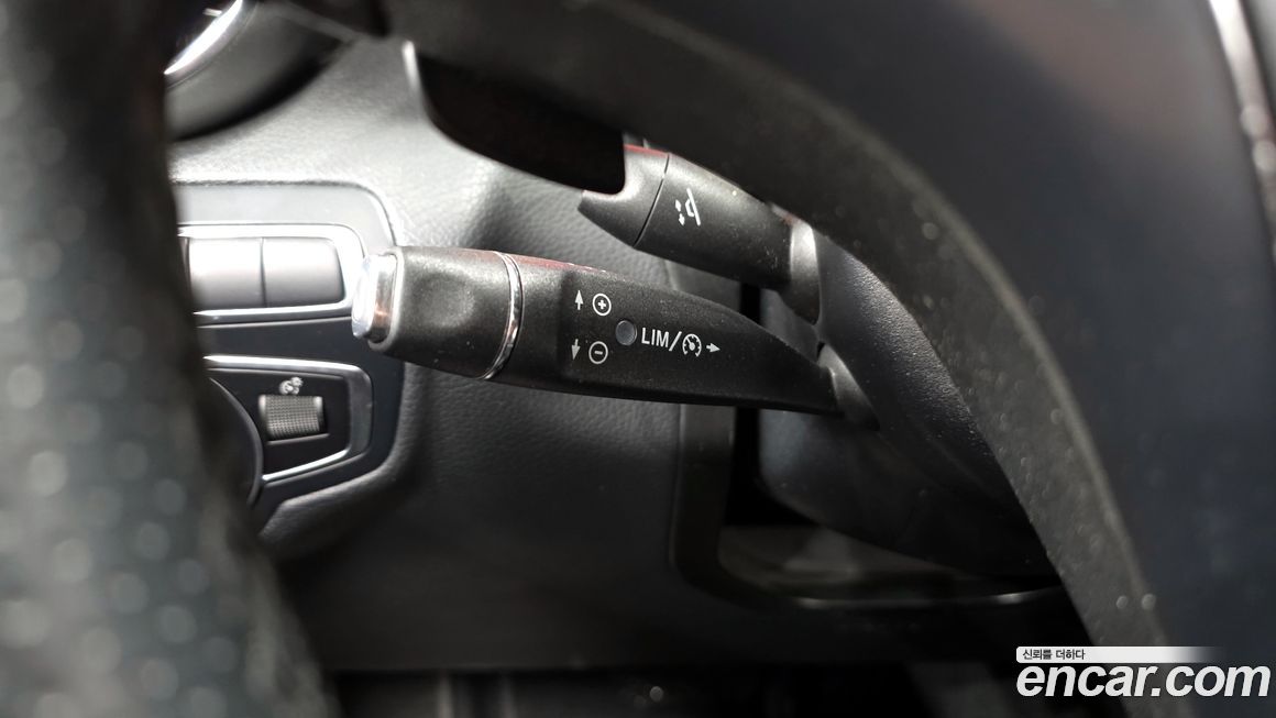 Mercedes-Benz GLC-Class 2019