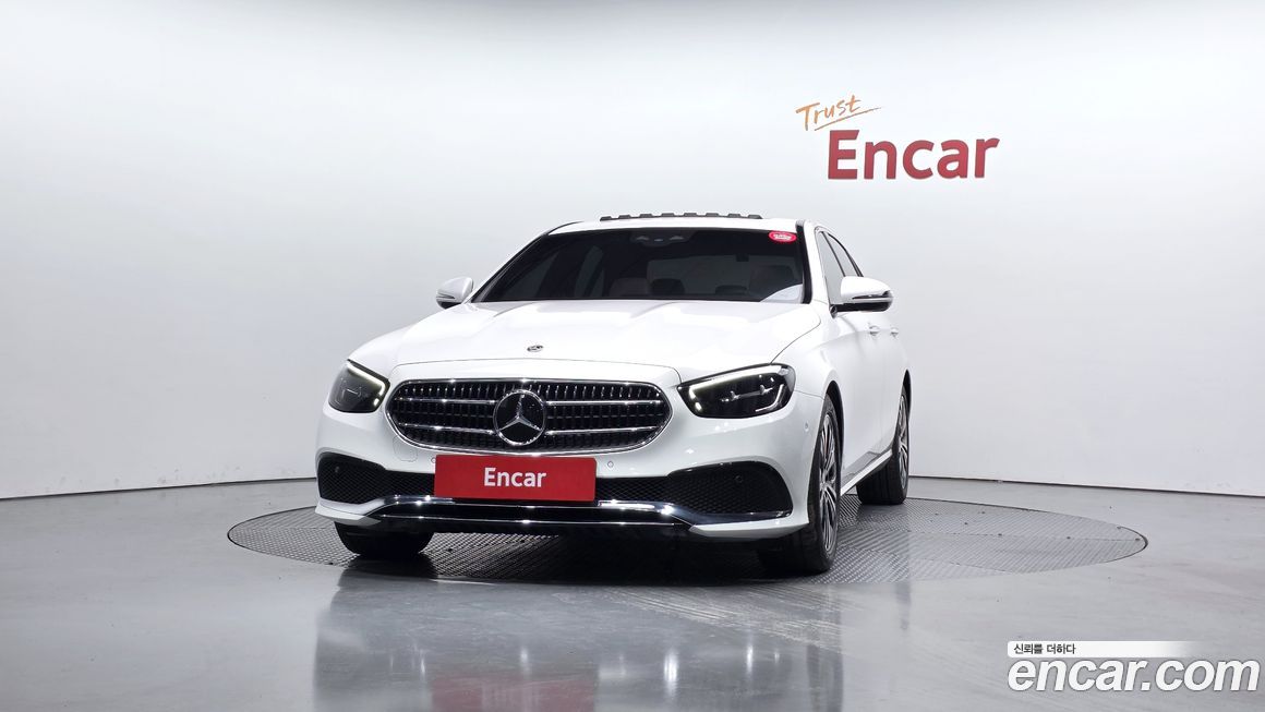 Mercedes-Benz E-Class 2021