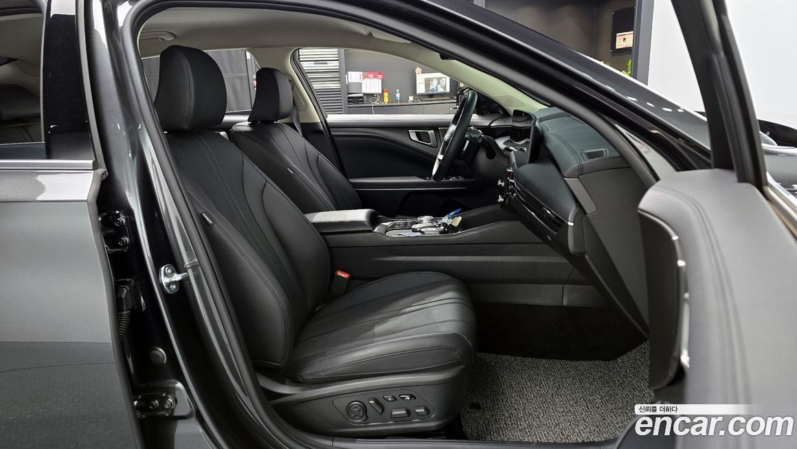 Kia K8 2025