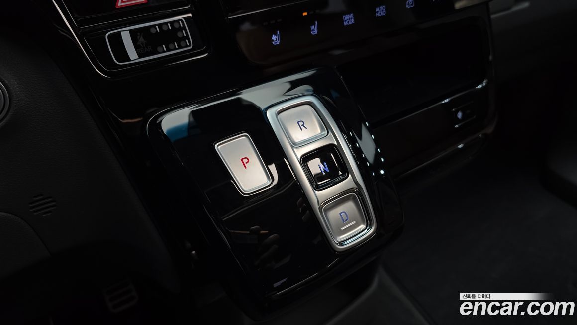 Hyundai Staria 2022