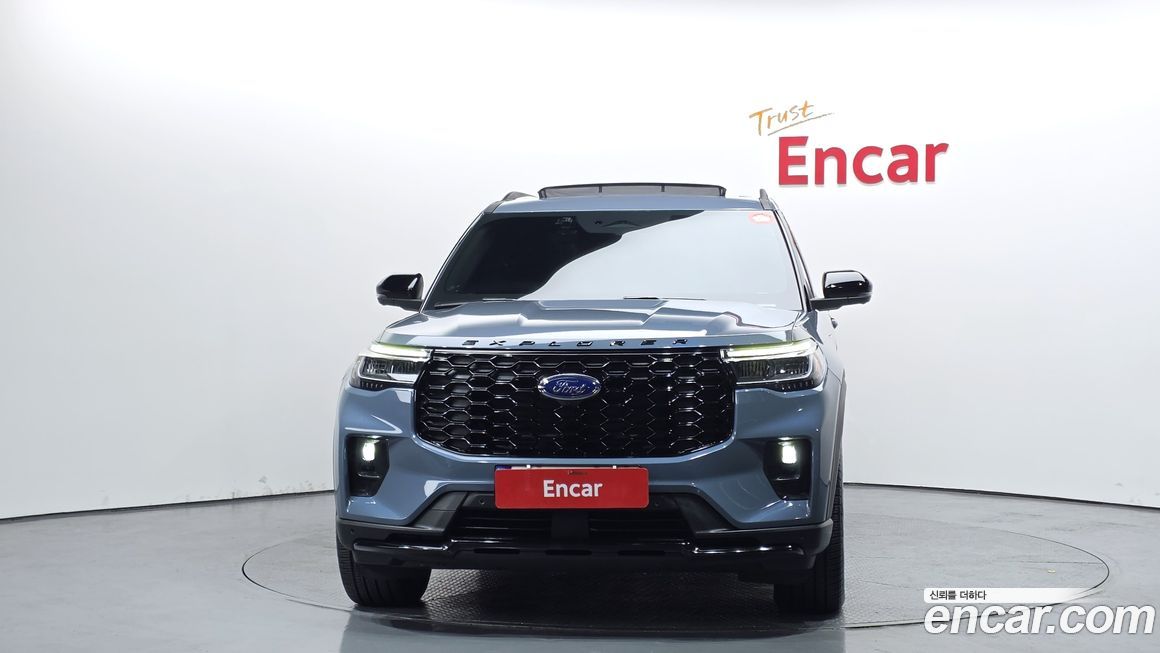 Ford Explorer 2025