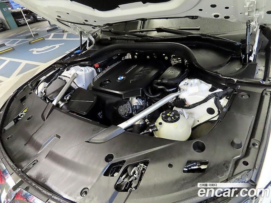 BMW Gran Turismo 2023