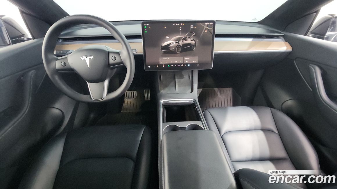 Tesla Model Y 2022