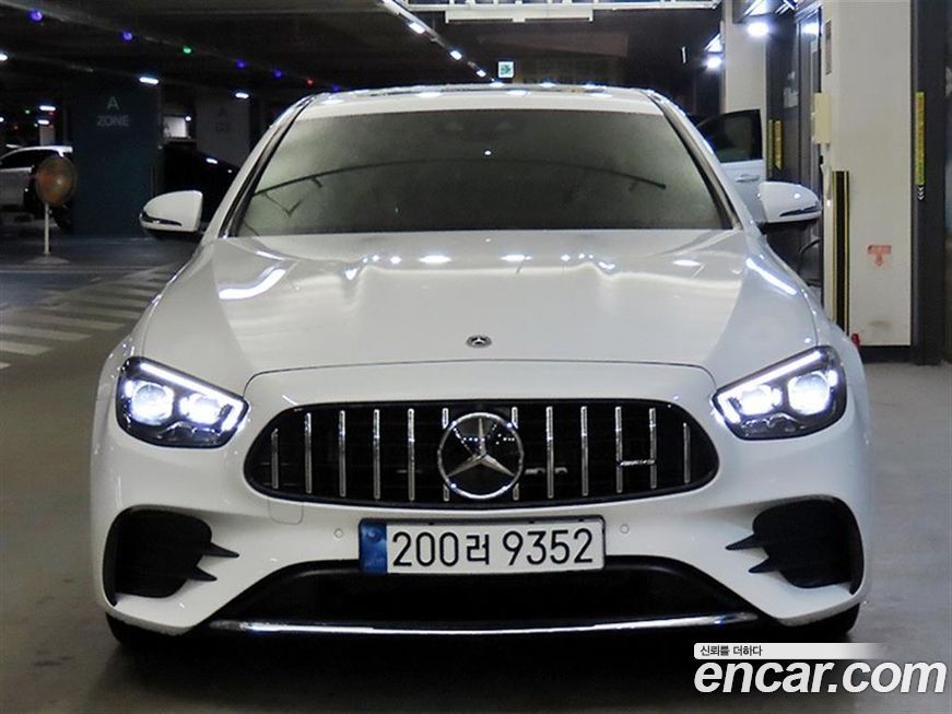 Mercedes-Benz E-Class 2023