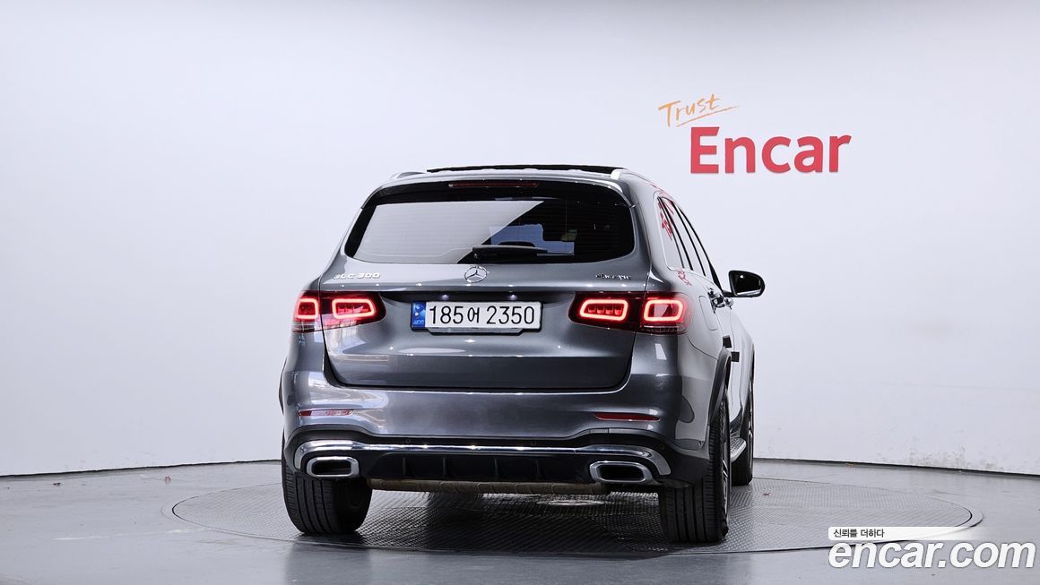 Mercedes-Benz GLC-Class 2022