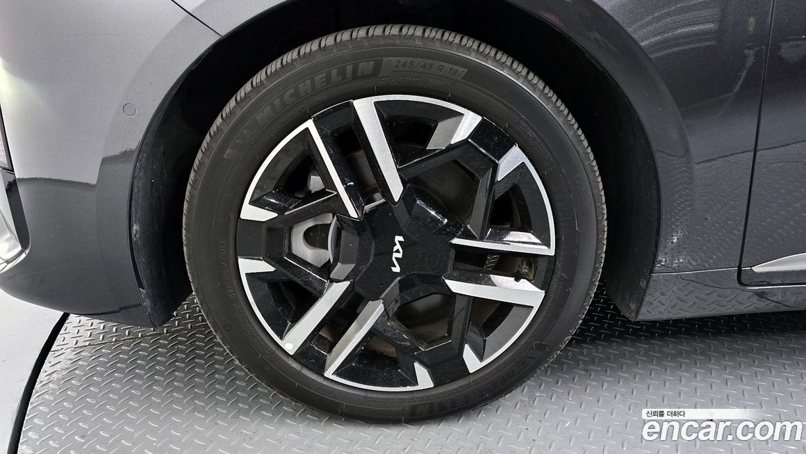 Kia K8 2025