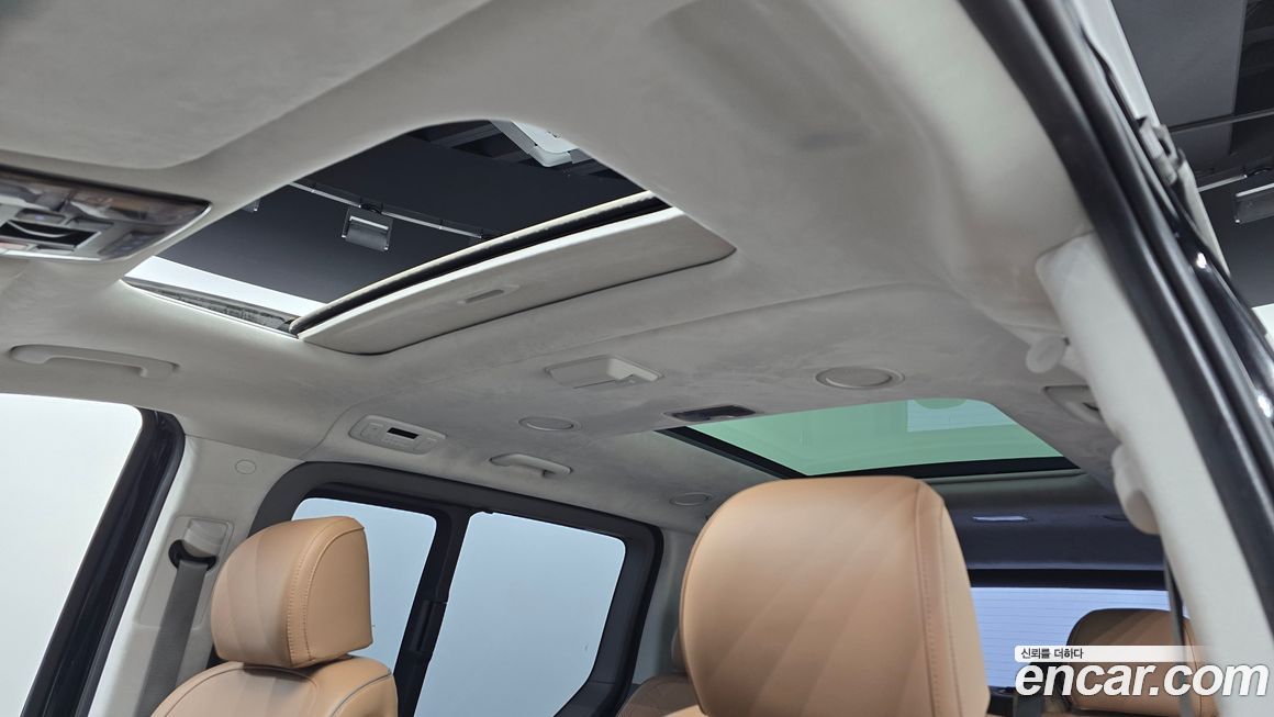 Hyundai Staria 2022