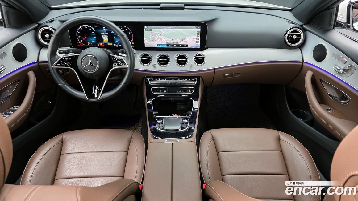 Mercedes-Benz E-Class 2021