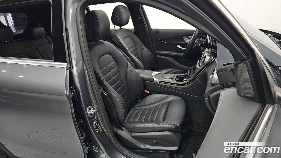 Mercedes-Benz GLC-Class 2022