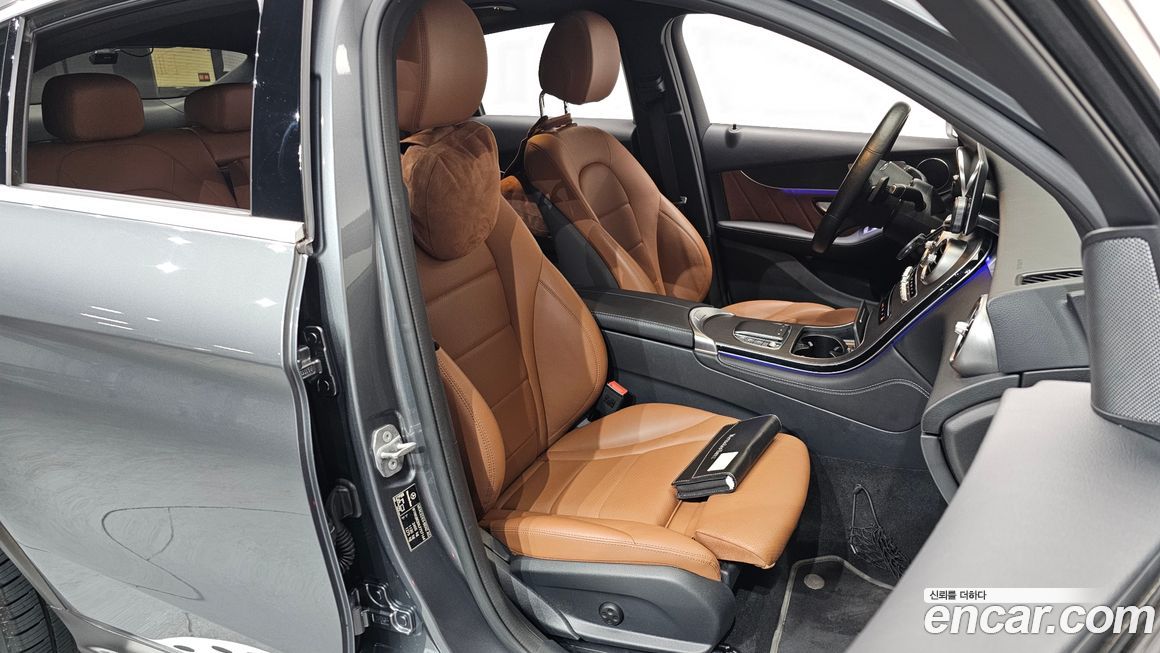 Mercedes-Benz GLC-Class 2020