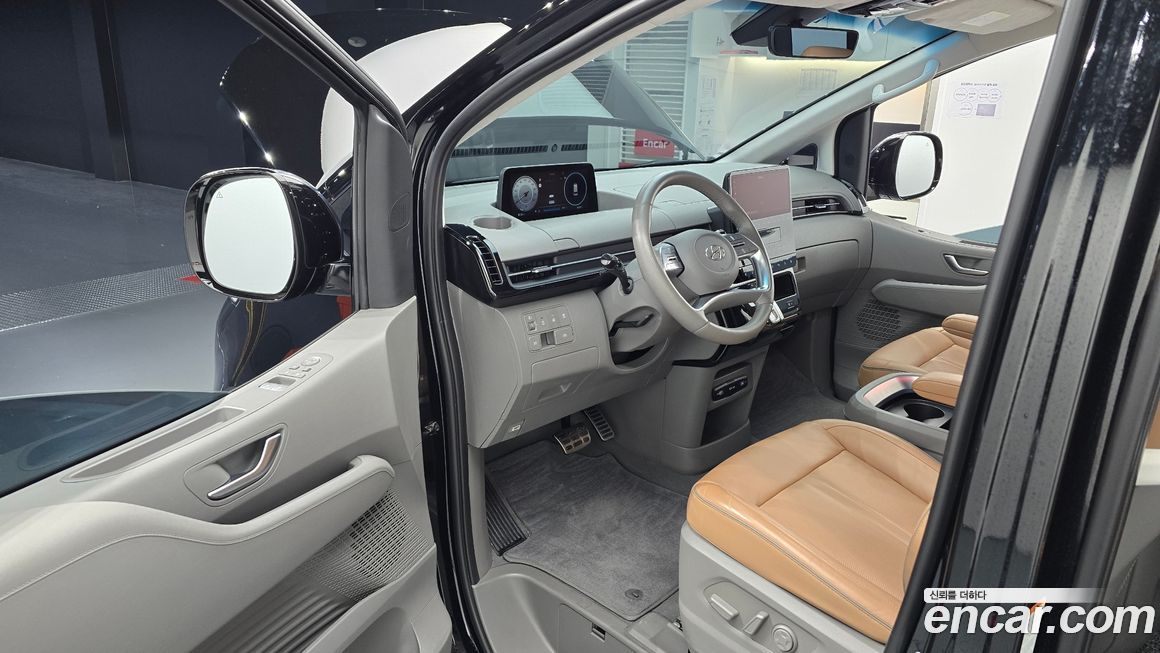 Hyundai Staria 2022