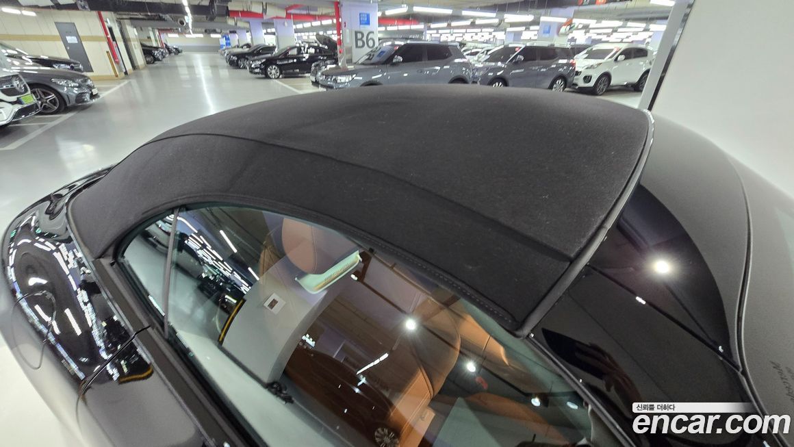 Mercedes-Benz SL-Class 2025