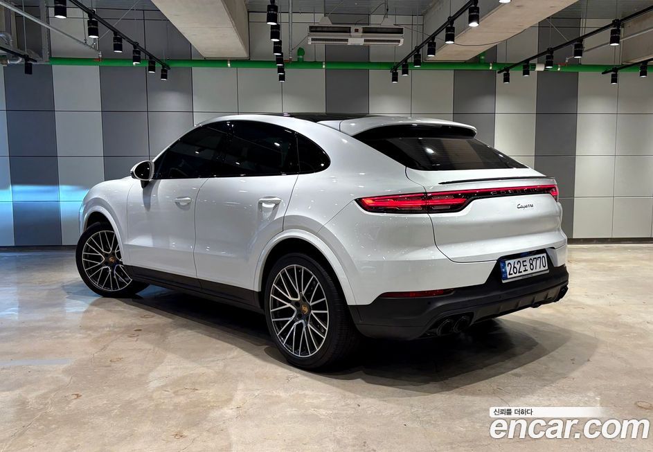 Porsche Cayenne 2021