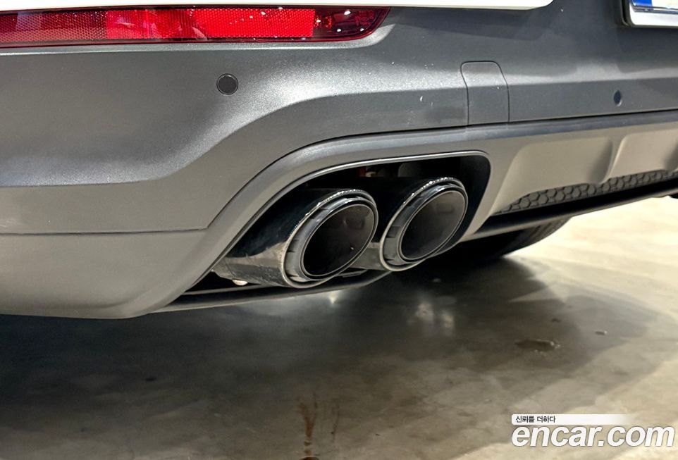 Porsche Cayenne 2021