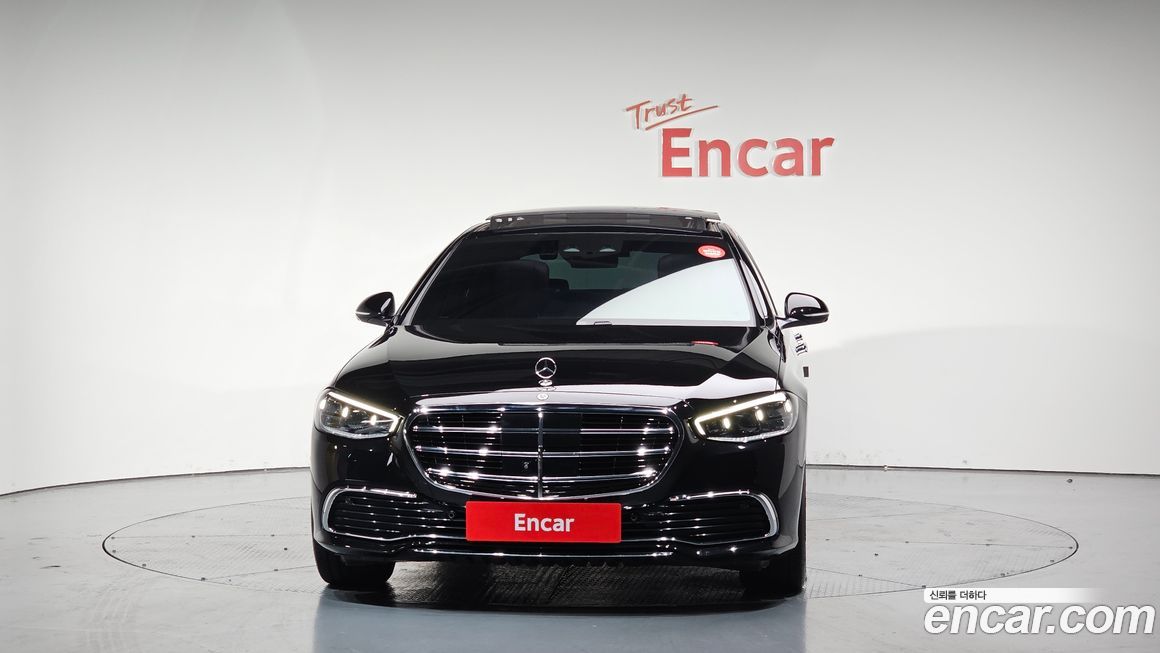 Mercedes-Benz S-Class 2021