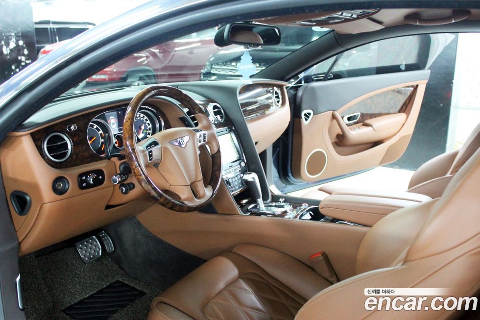 Bentley Continental 2015