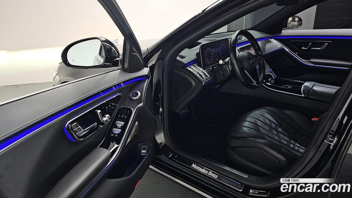 Mercedes-Benz S-Class 2021