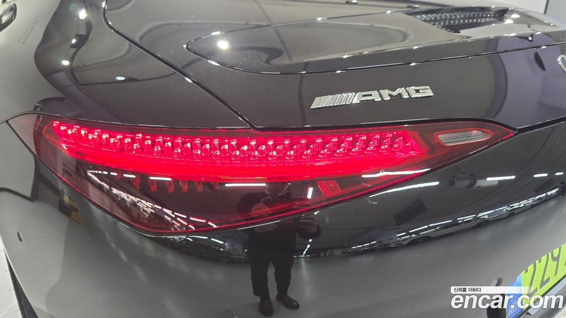 Mercedes-Benz SL-Class 2025