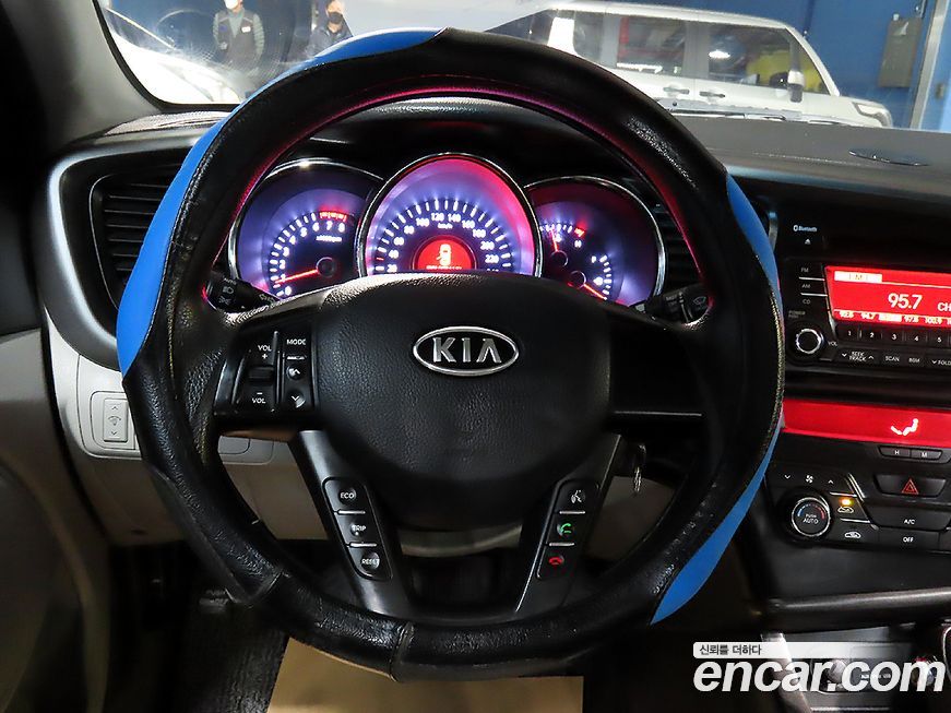 Kia K5 2012