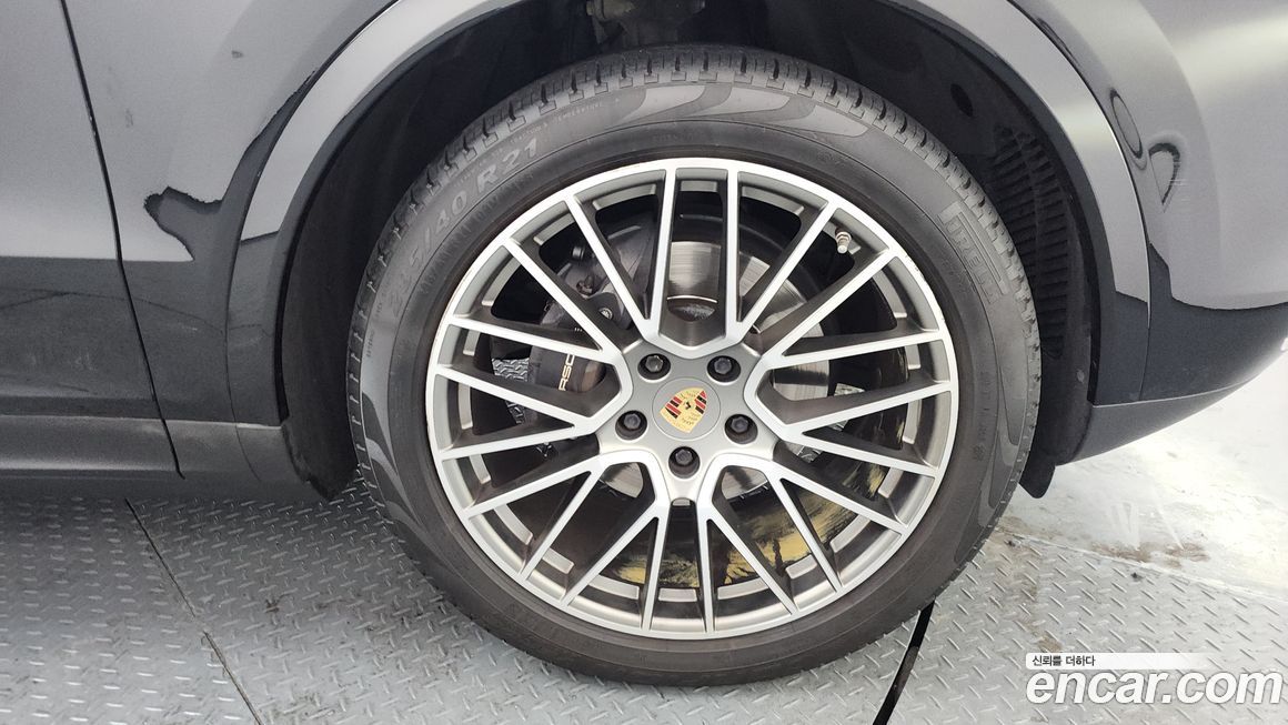 Porsche Cayenne 2023