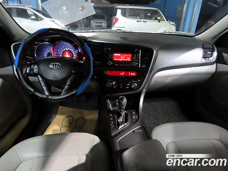 Kia K5 2012
