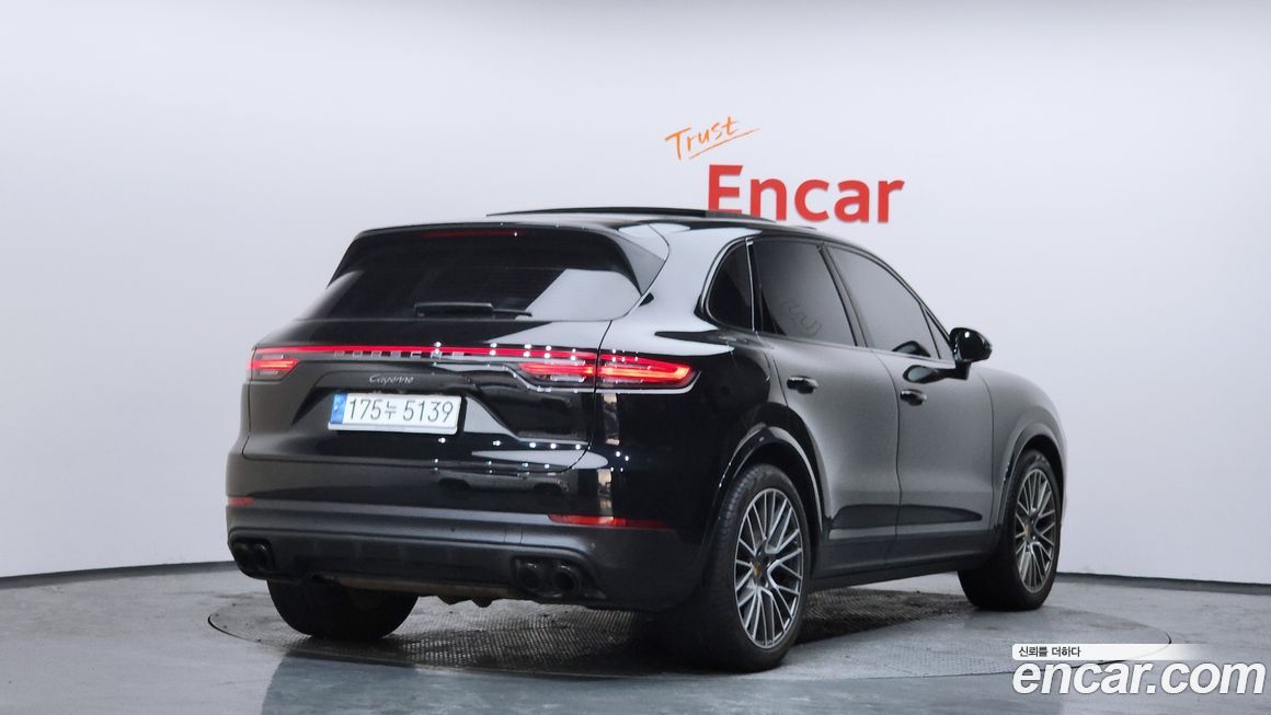 Porsche Cayenne 2023