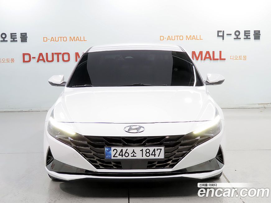 Hyundai AVANTE 2021