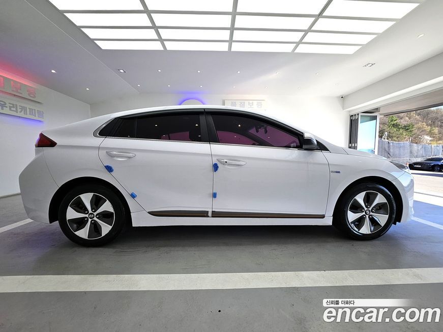Hyundai Ioniq 2017