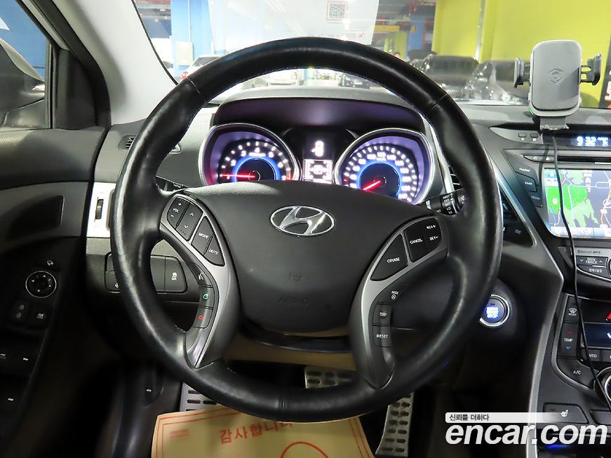Hyundai AVANTE 2014