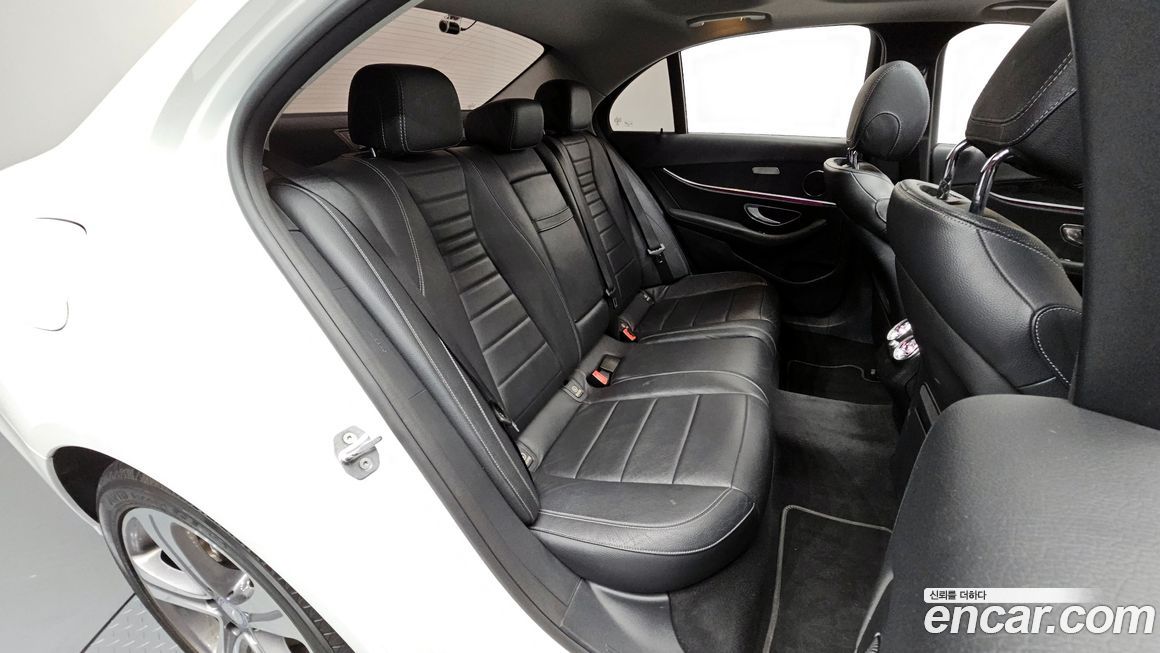 Mercedes-Benz E-Class 2017