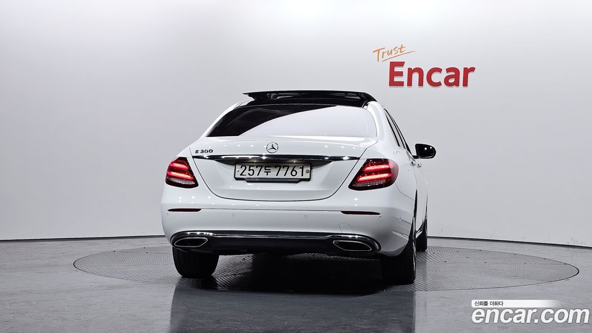 Mercedes-Benz E-Class 2017