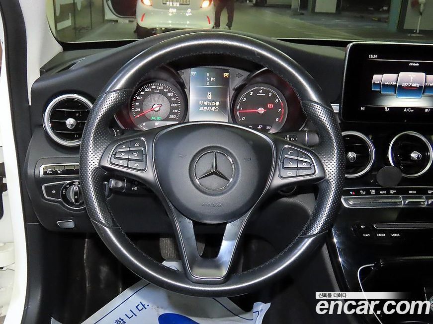 Mercedes-Benz C-Class 2016