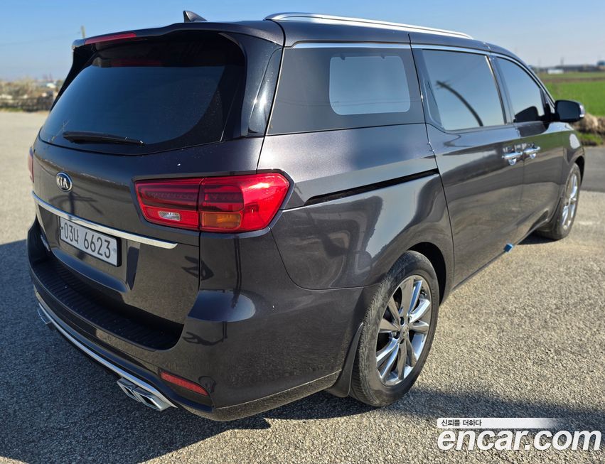 Kia Canival 2019