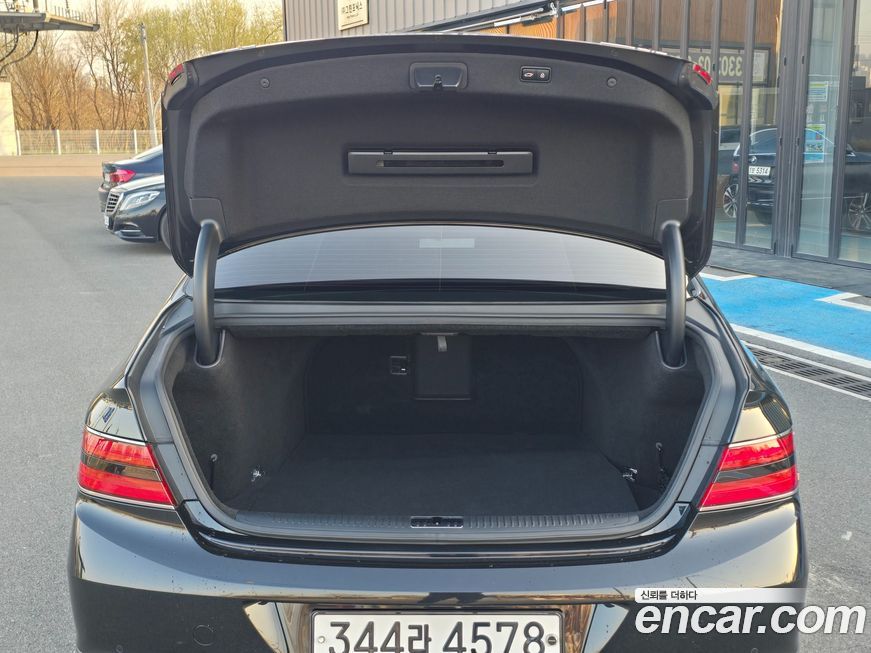 Genesis G90 2019