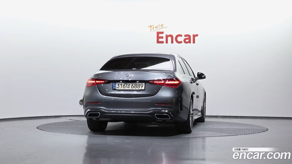 Mercedes-Benz C-Class 2022
