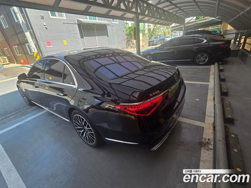 Mercedes-Benz S-Class 2022