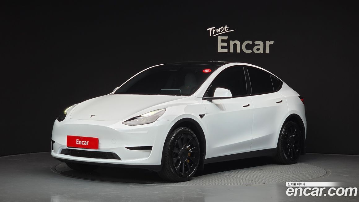 Tesla Model Y 2023